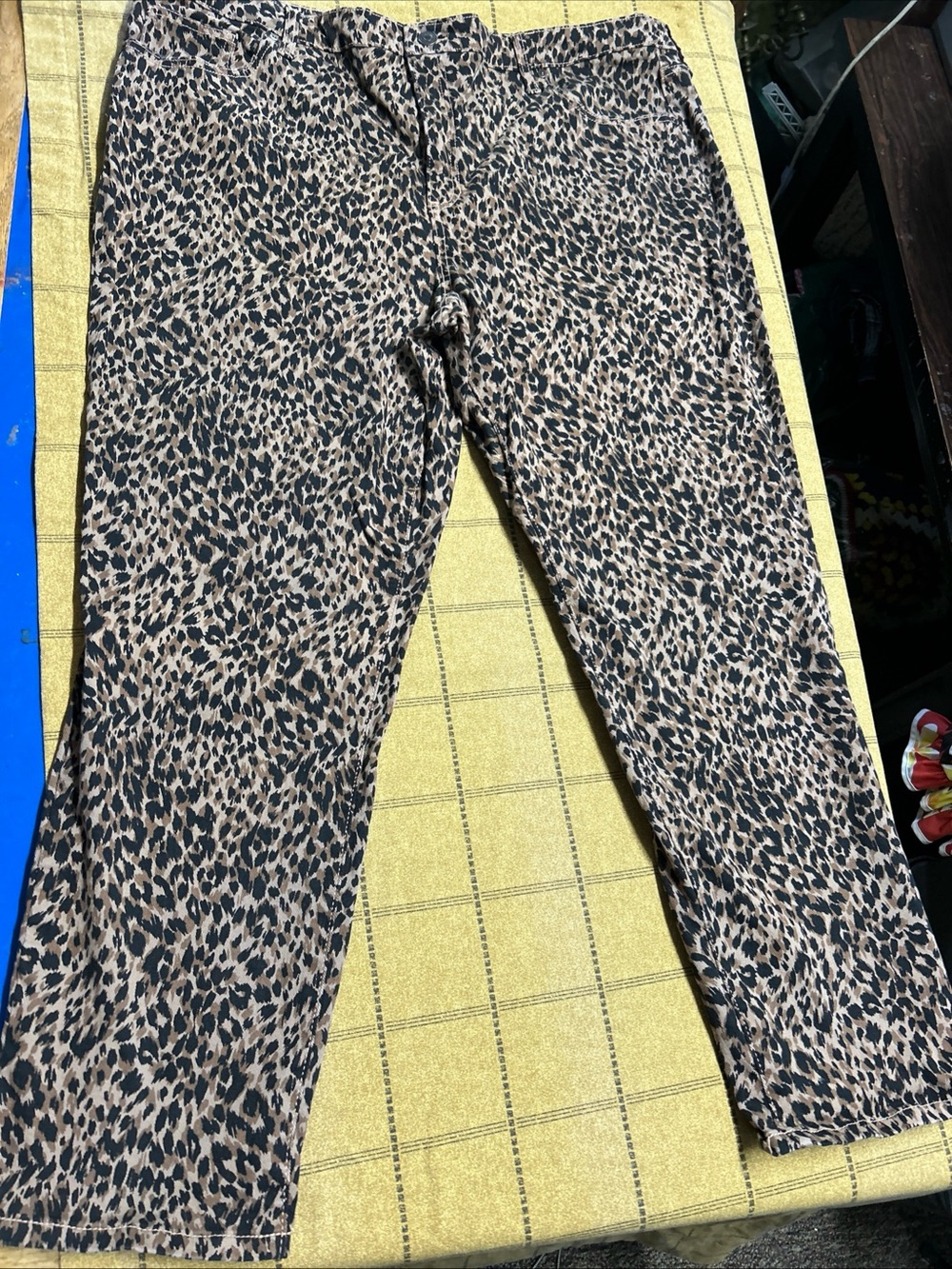 Leopard Pattern Women’s Jeans, Size 22W Straight